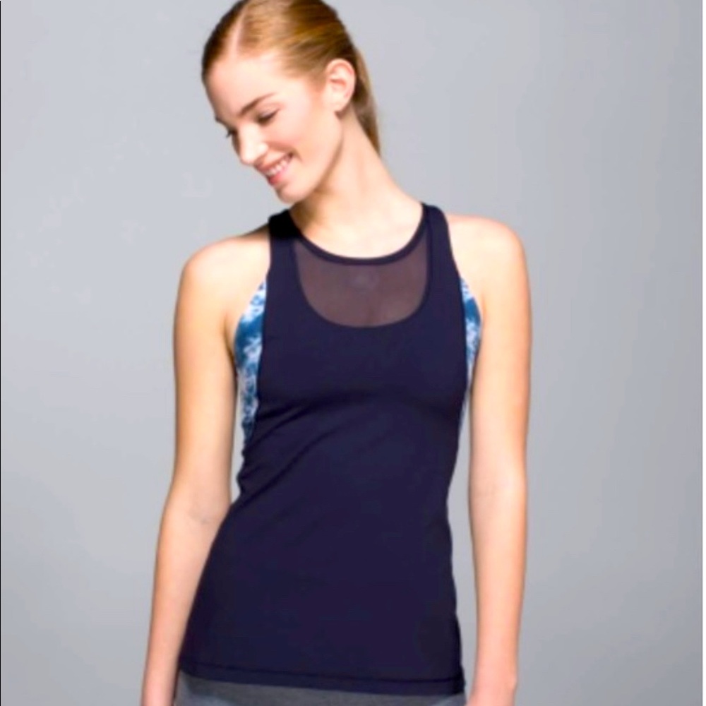 LuluLemon Mesh With Me Navy blue sz 4 athletic tank top EUC